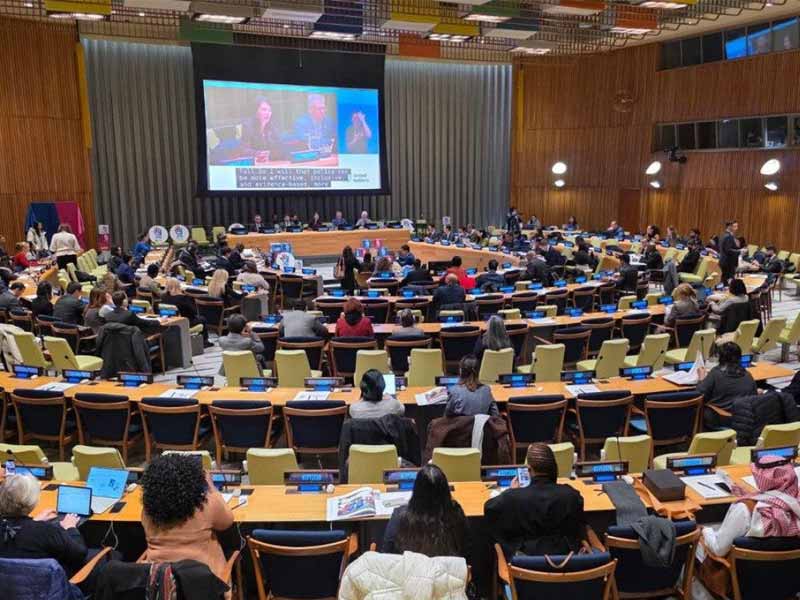 <?php echo esc_attr( get_the_title() ) ?>