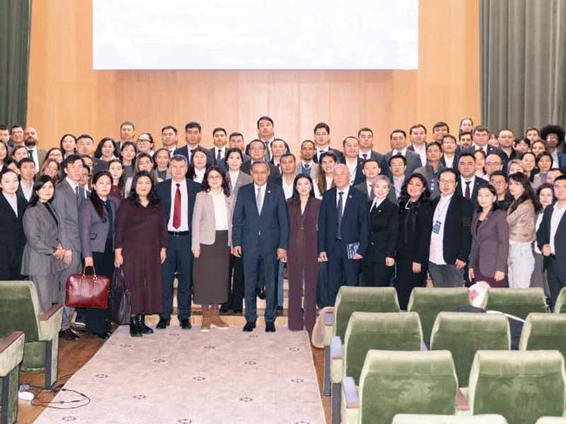 <?php echo esc_attr( get_the_title() ) ?>