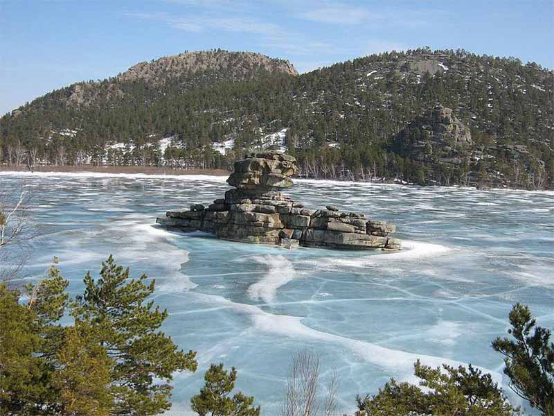 <?php echo esc_attr( get_the_title() ) ?>