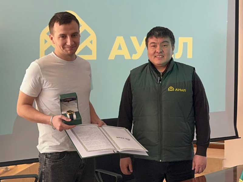 <?php echo esc_attr( get_the_title() ) ?>