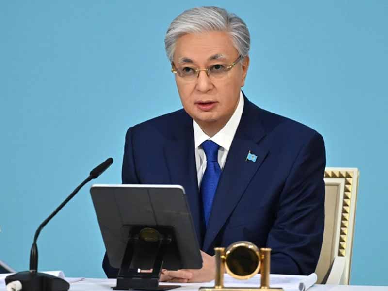 <?php echo esc_attr( get_the_title() ) ?>