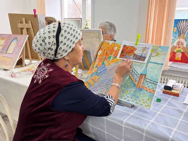 <?php echo esc_attr( get_the_title() ) ?>