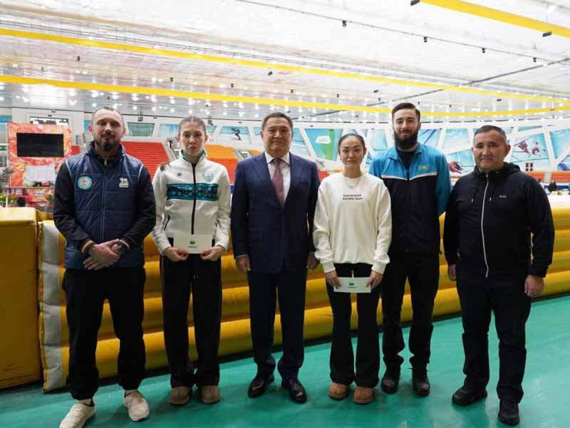 <?php echo esc_attr( get_the_title() ) ?>