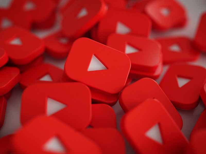 <?php echo esc_attr( get_the_title() ) ?>