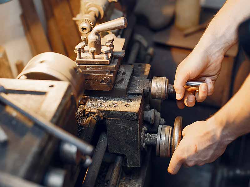 <?php echo esc_attr( get_the_title() ) ?>