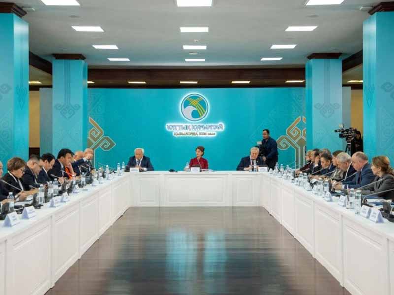 <?php echo esc_attr( get_the_title() ) ?>