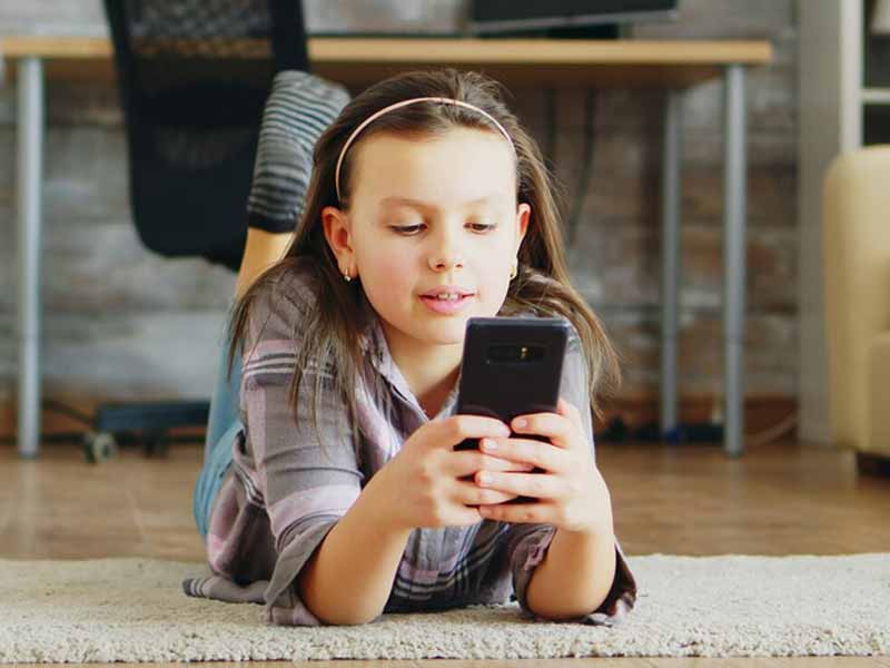 <?php echo esc_attr( get_the_title() ) ?>