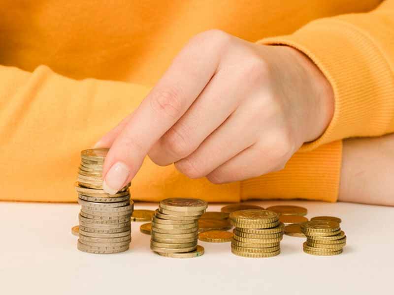 На рассылку об автоматических выплатах всем казахстанцам ответили в Минтруда