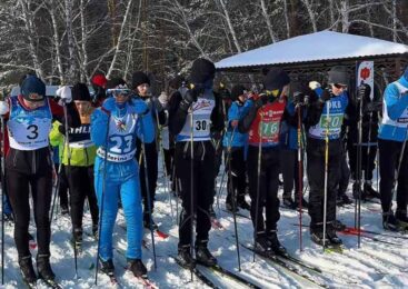 Акмолинцы поддержали участников зимней Олимпиады лыжным забегом