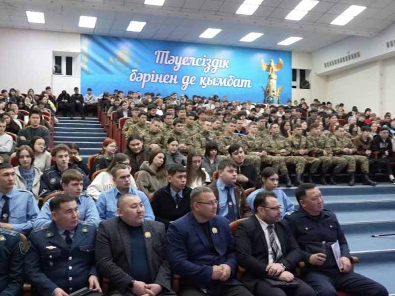 <?php echo esc_attr( get_the_title() ) ?>