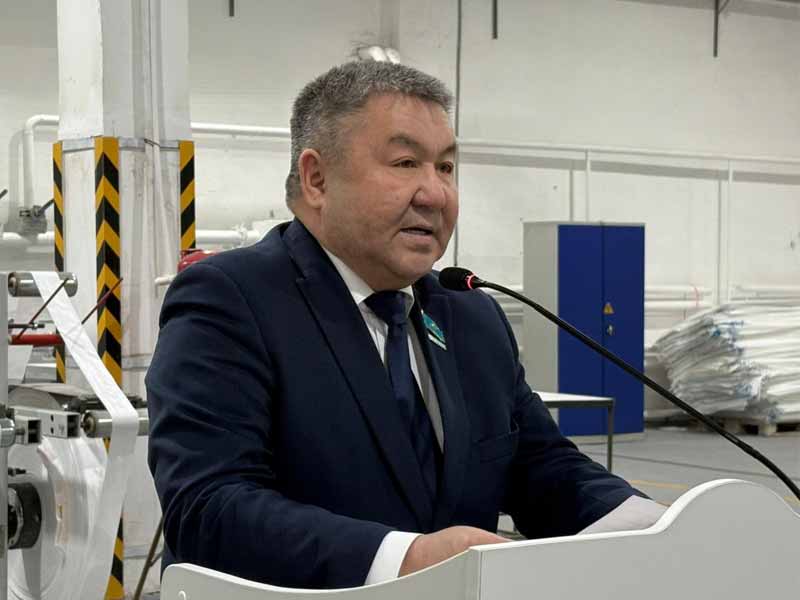 Работникам предприятия «Асыл Арман» города Кокшетау разъяснили проект новой Конституции