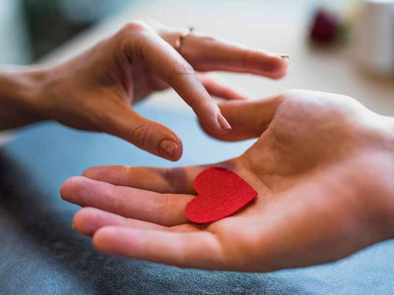 <?php echo esc_attr( get_the_title() ) ?>