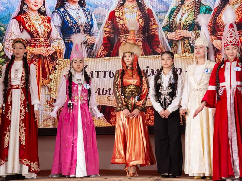 <?php echo esc_attr( get_the_title() ) ?>