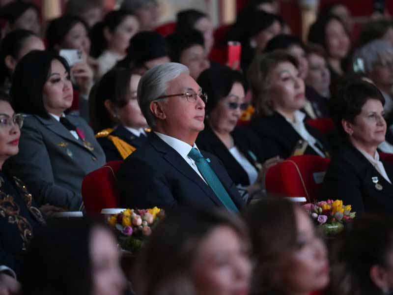 <?php echo esc_attr( get_the_title() ) ?>