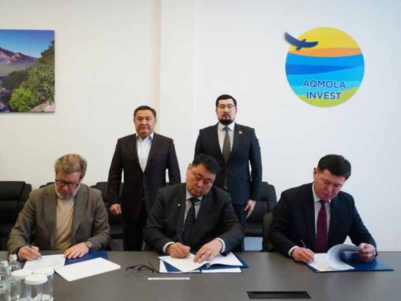 <?php echo esc_attr( get_the_title() ) ?>