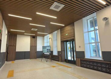 В Буландынском районе проверили ход реконструкции железнодорожного вокзала