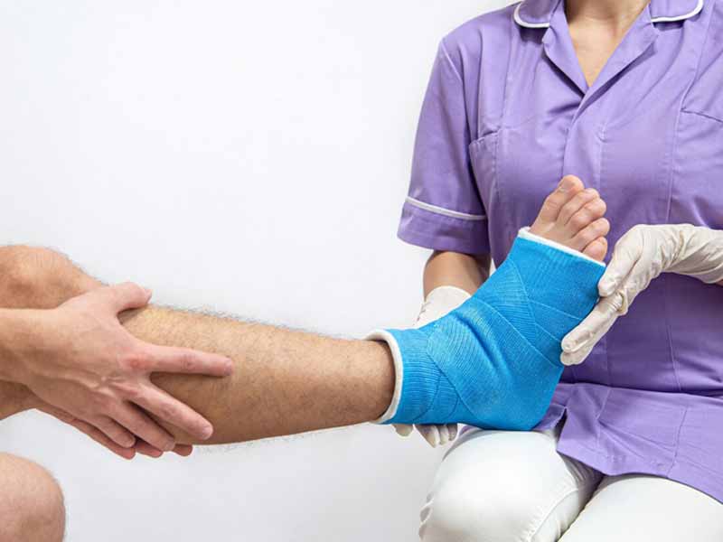 <?php echo esc_attr( get_the_title() ) ?>