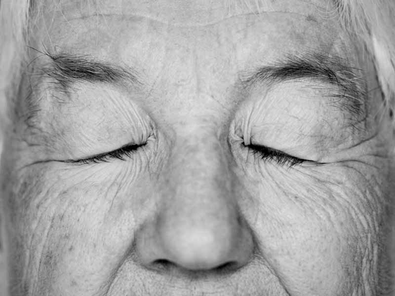 За чертой бедности: сколько казахстанцев выживают на 32 тыс тенге в месяц