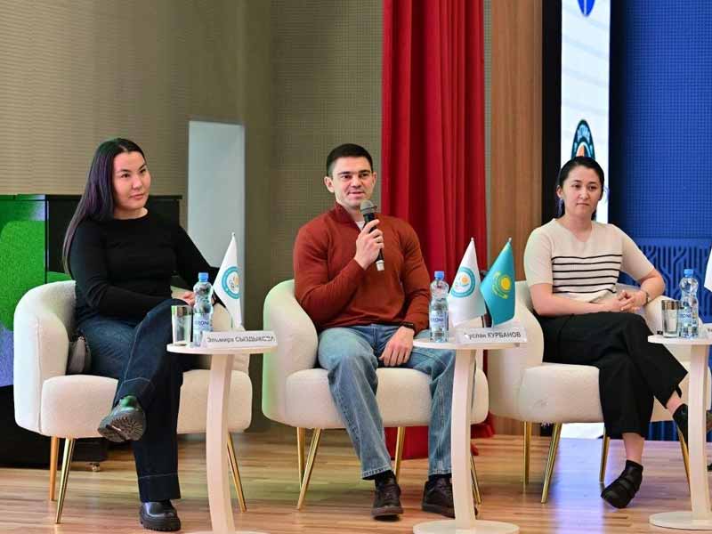 <?php echo esc_attr( get_the_title() ) ?>