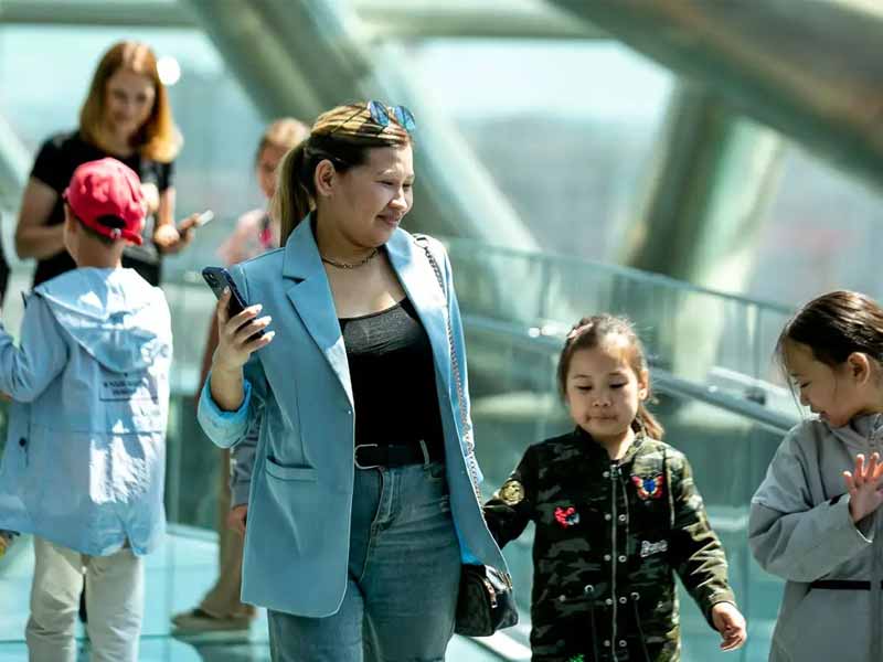 Социальная модернизация: Казахстан закрепляет курс в новой Конституции