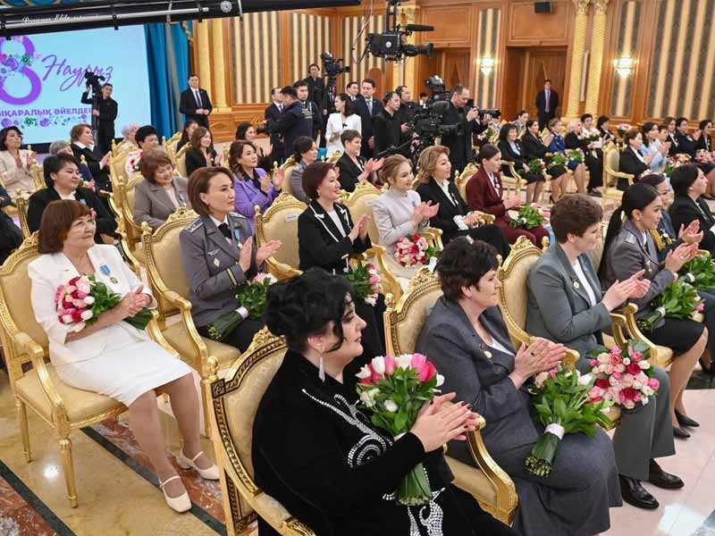 <?php echo esc_attr( get_the_title() ) ?>