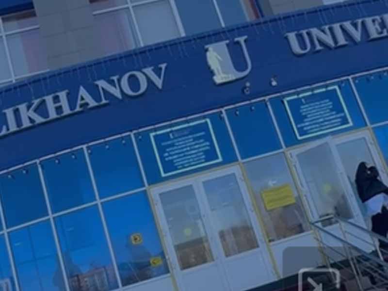 <?php echo esc_attr( get_the_title() ) ?>