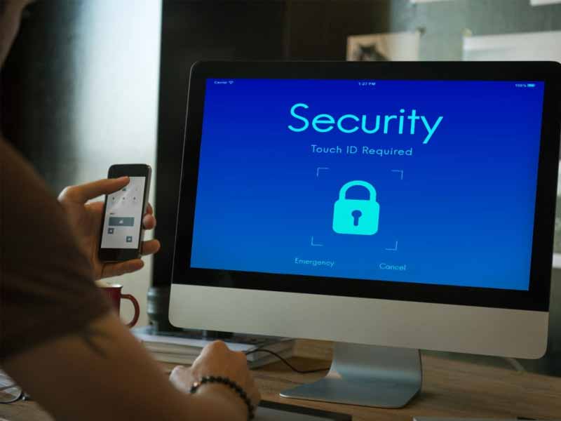 <?php echo esc_attr( get_the_title() ) ?>