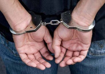 В Акмолинском учреждении задержан водитель с разобранным сотовым телефоном