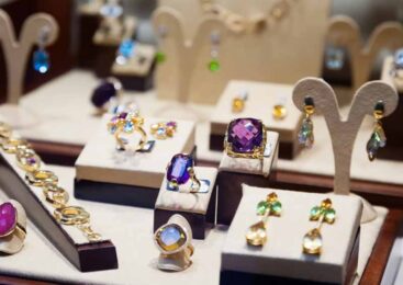 Акмолинские полицейские пресекли незаконную деятельность мошенницы