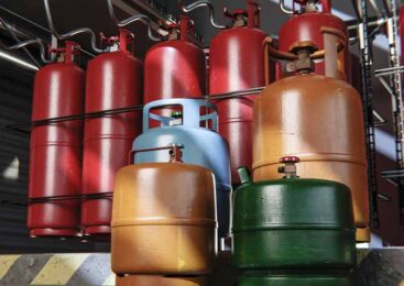 Завод в Акмолинской области нацелен на выпуск 60 тысяч газовых баллонов в год