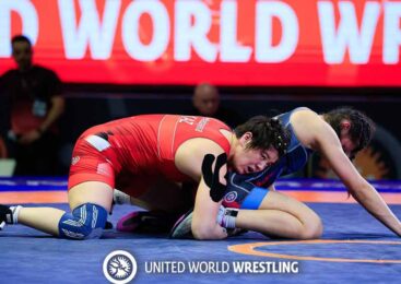 Марал Танирбергенова и Гульмарал Еркебаева вышли в полуфинал чемпионата Азии по борьбе