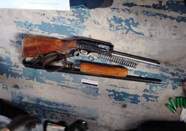 Арсенал оружия изъяли полицейские у сельчанина в Акмолинской области