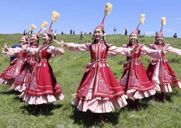 Фестиваль «Цветение яблони Сиверса» прошел в Жетісу