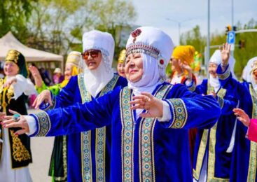 Фестиваль национальной культуры и кухни провели в День единства в Астане