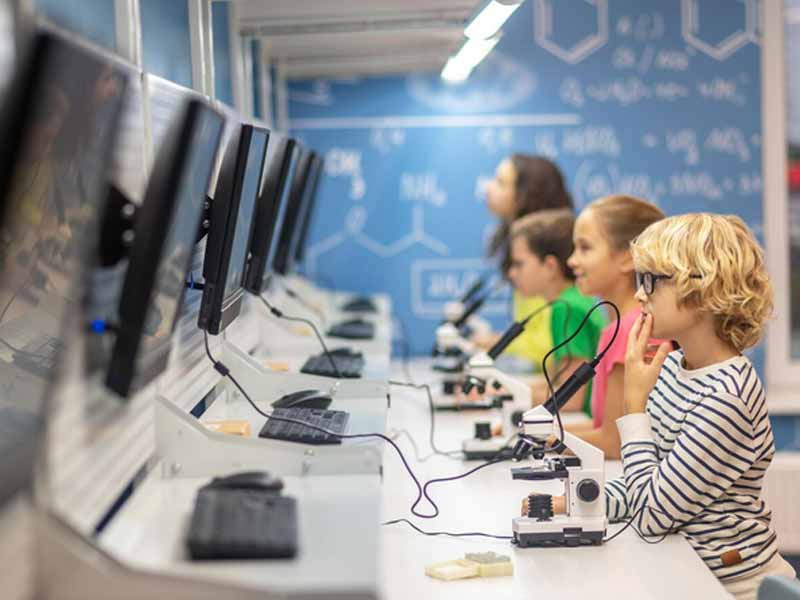 Искусственный интеллект в школах