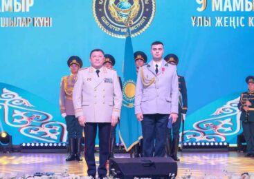 Акмолинский полицейский получил высокую государственную награду за спасение людей