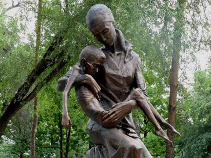 Уроки прошлого обязывают помнить!