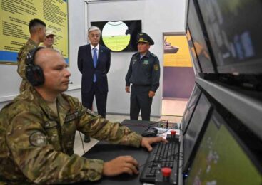 Президент посетил Военный колледж имени Шокана Уалиханова