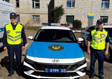 Девушка пыталась спрыгнуть с 6 этажа в Степногорске: трагедию предотвратили полицейские
