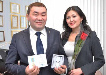 Нас соединила госслужба