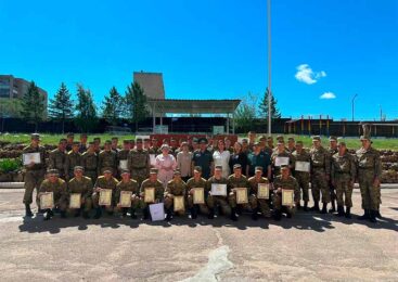 В воинской части 5510 военнослужащим срочной службы вручены государственные образовательные гранты