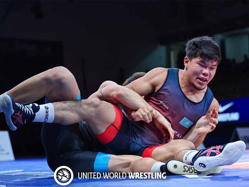 Еркебулан Анапия вышел в финал чемпионата Азии U20 по греко-римской борьбе
