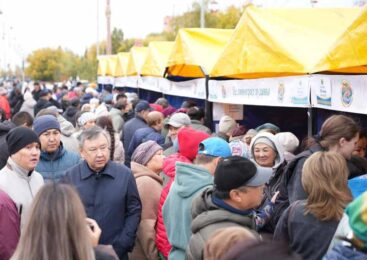 200 тонн продукции по доступным ценам: в Кокшетау прошла сельхозярмарка