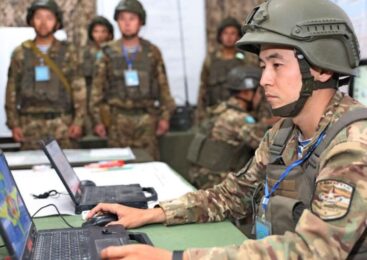 Комплексная военная реформа по поручению Президента началась в Казахстане